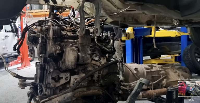 Jeep Grand Cherokee How to remove the engine Part 2